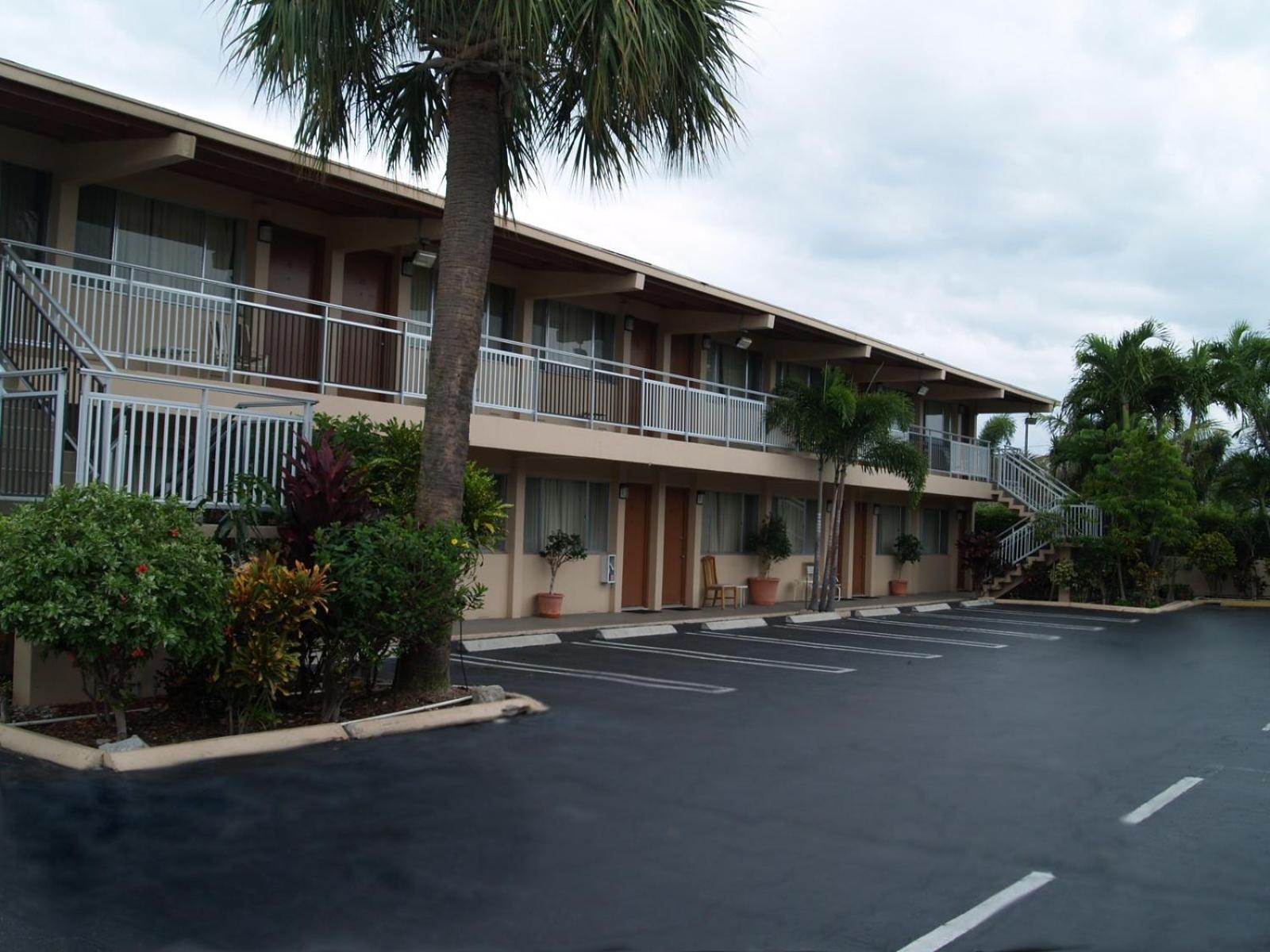 וסט פאלם ביץ' Parkview Motor Lodge מראה חיצוני תמונה
