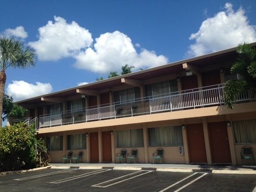 וסט פאלם ביץ' Parkview Motor Lodge מראה חיצוני תמונה